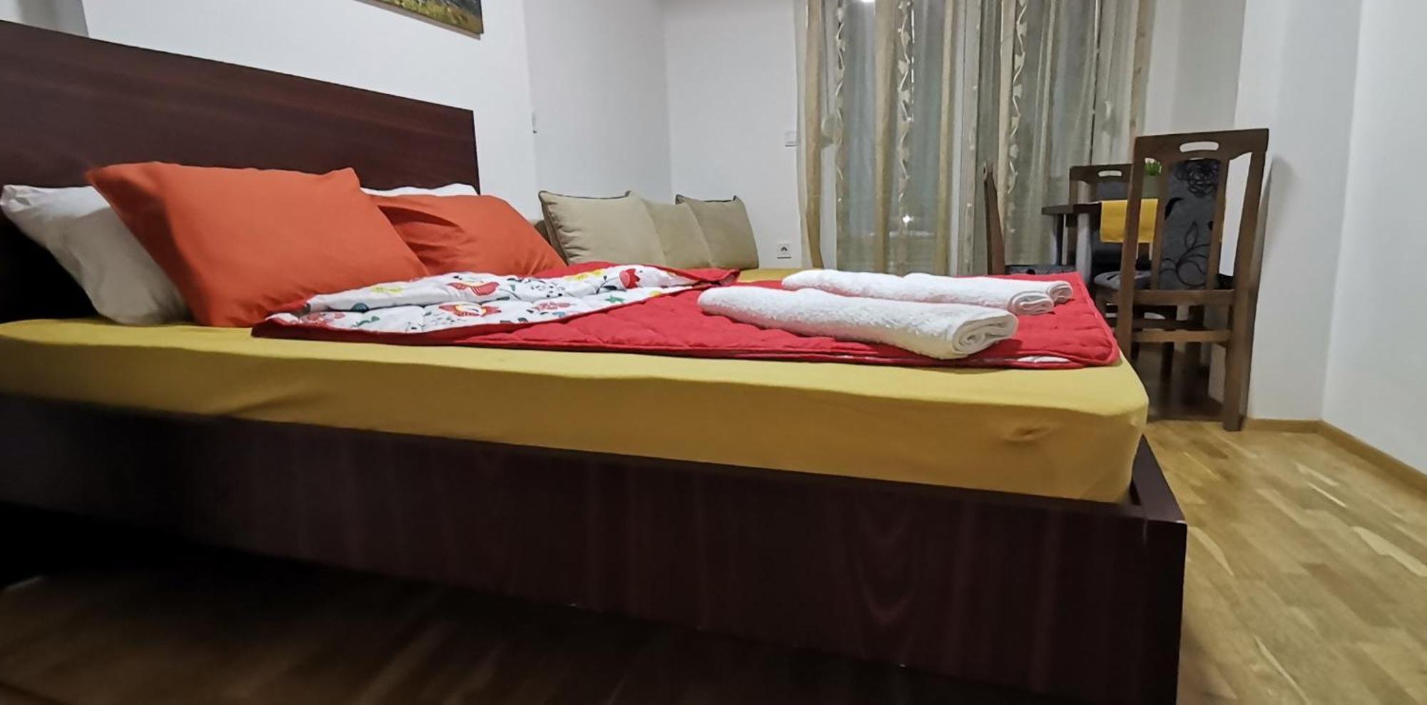 Center Apartment Delfina Ohri Dış mekan fotoğraf