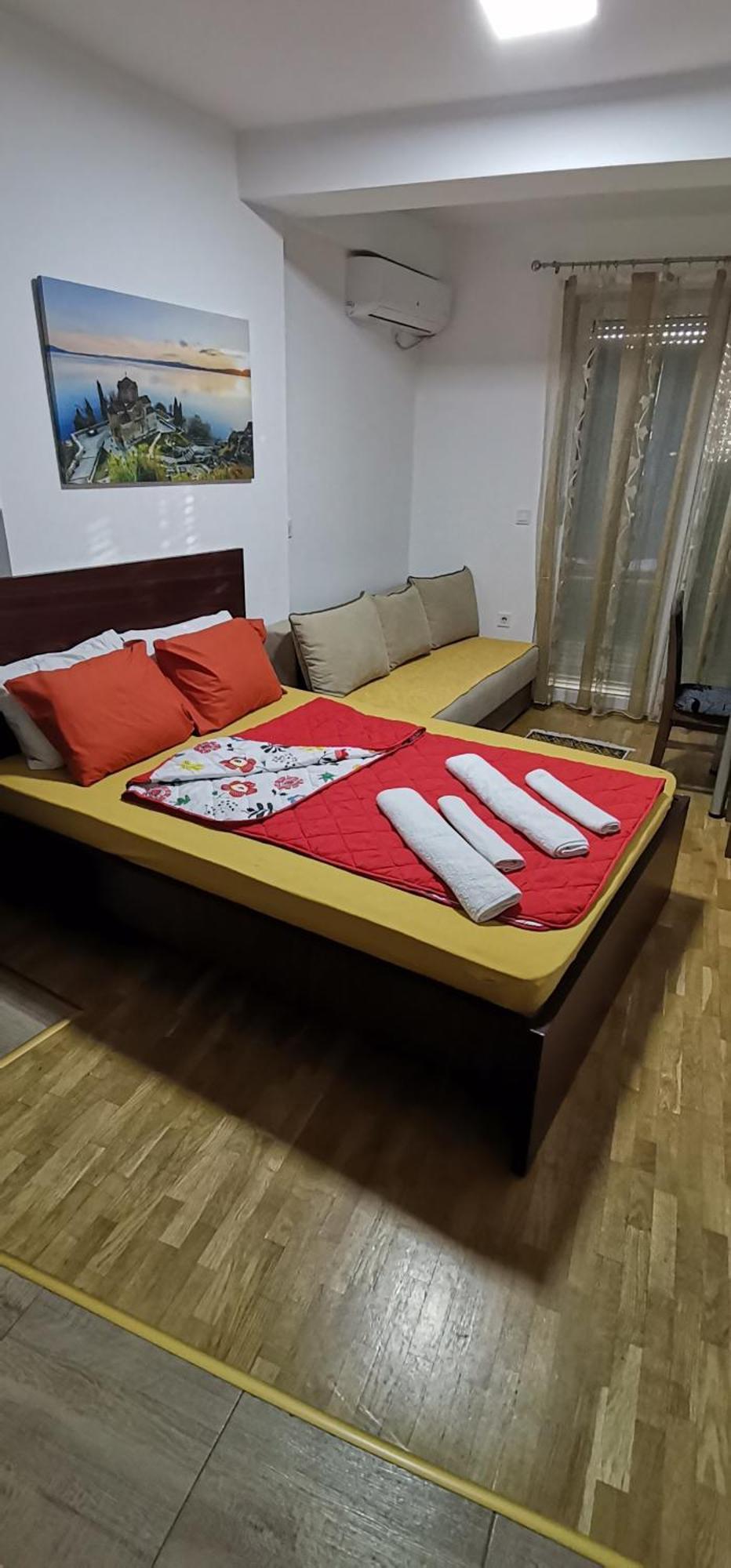 Center Apartment Delfina Ohri Dış mekan fotoğraf