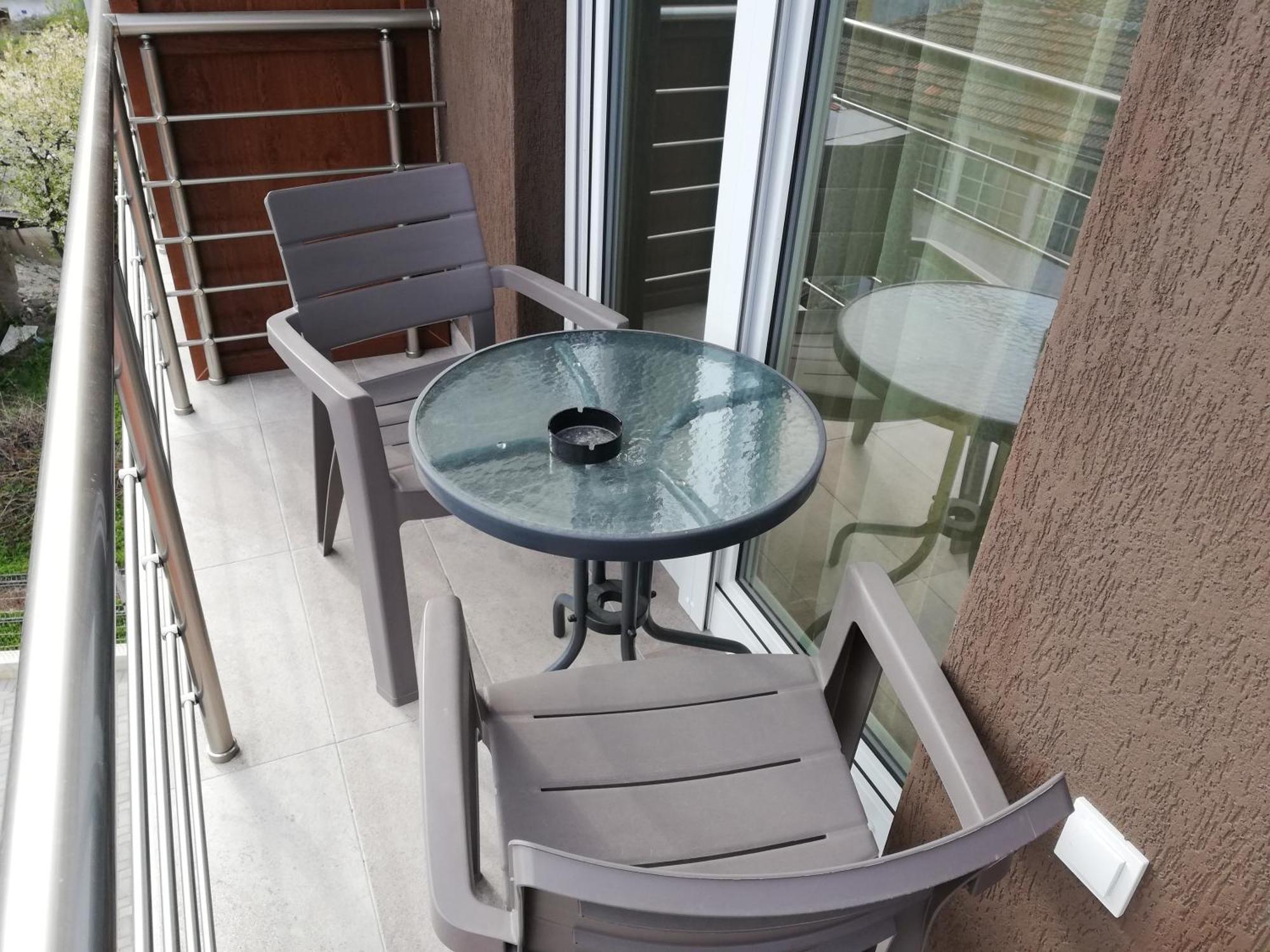 Center Apartment Delfina Ohri Dış mekan fotoğraf