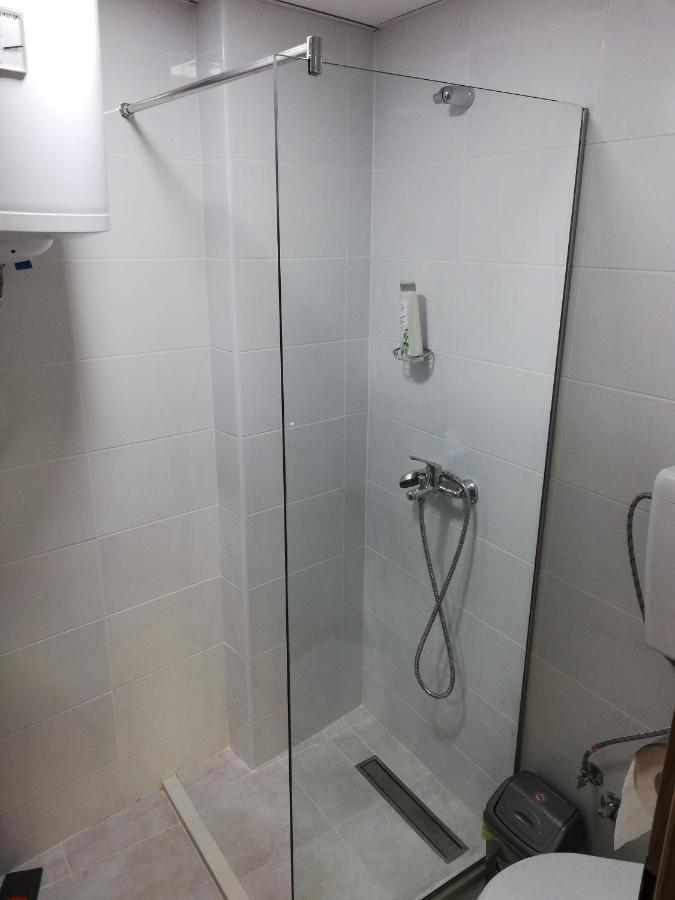 Center Apartment Delfina Ohri Dış mekan fotoğraf