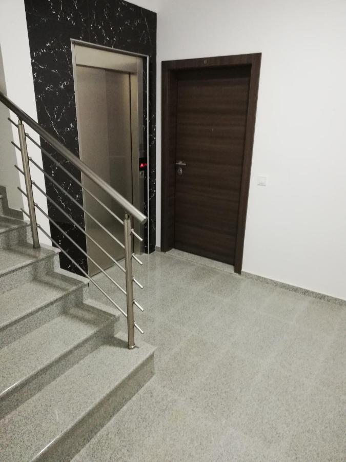 Center Apartment Delfina Ohri Dış mekan fotoğraf